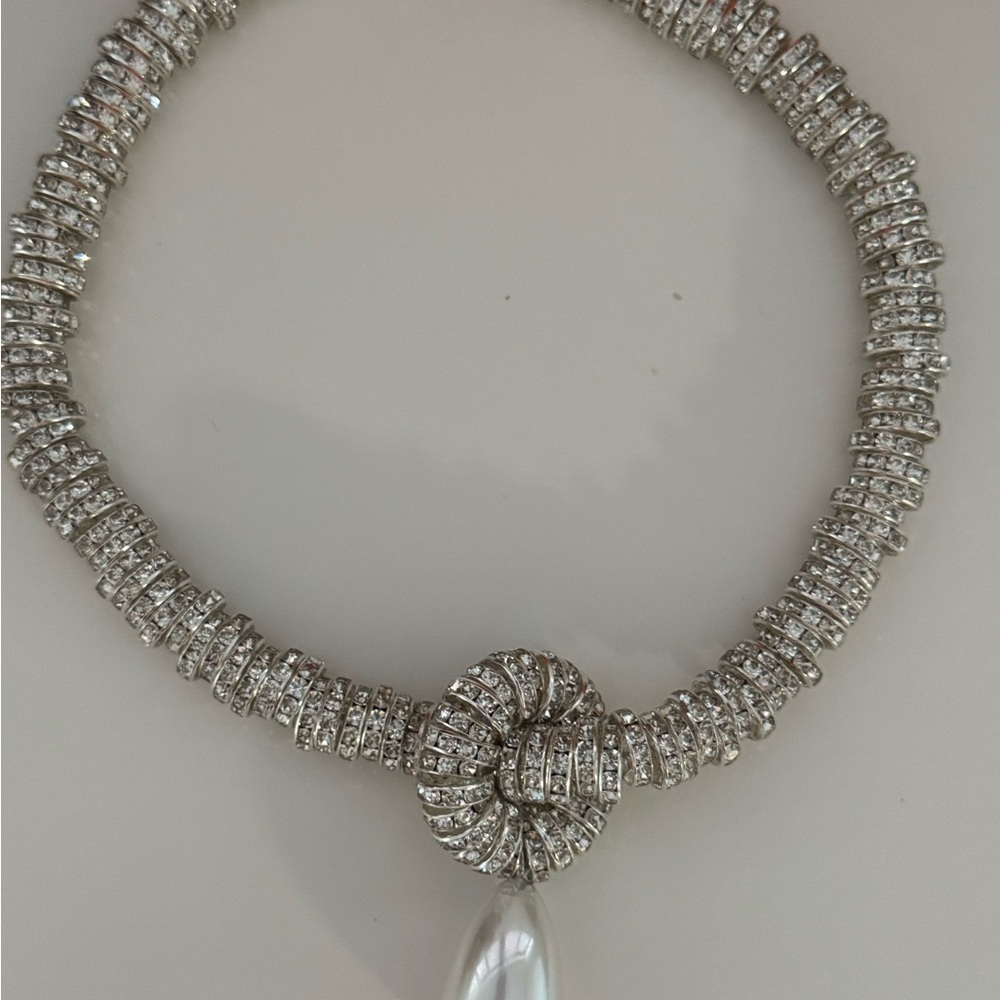 Julietta Pearl Drop Necklace - Picture 3 of 6